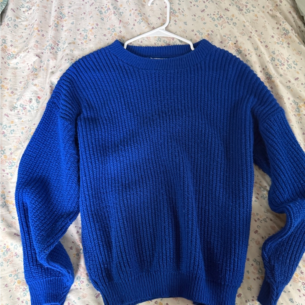 Men's Blue Sweater